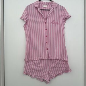 Laura Ashely since 1953 Women’s Pink Stripped Love Short Pajama Set Size M